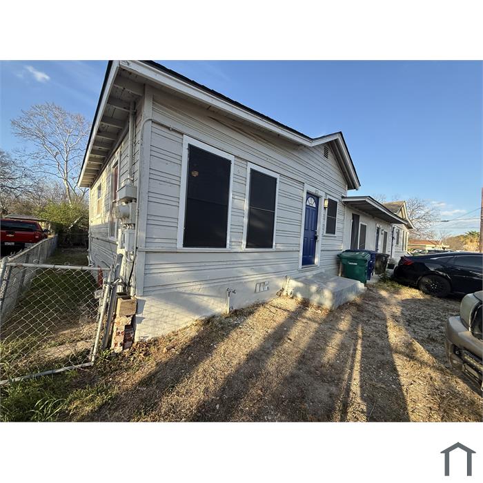 603 Gladstone